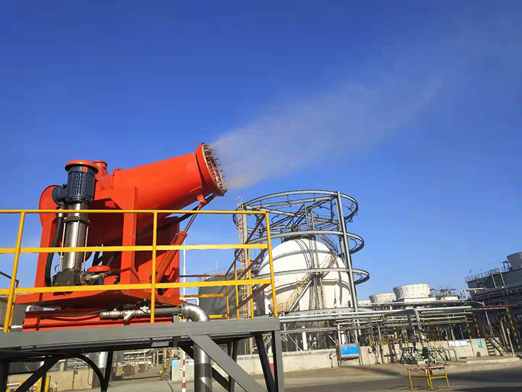 焦化廠除塵霧炮機(jī).jpg